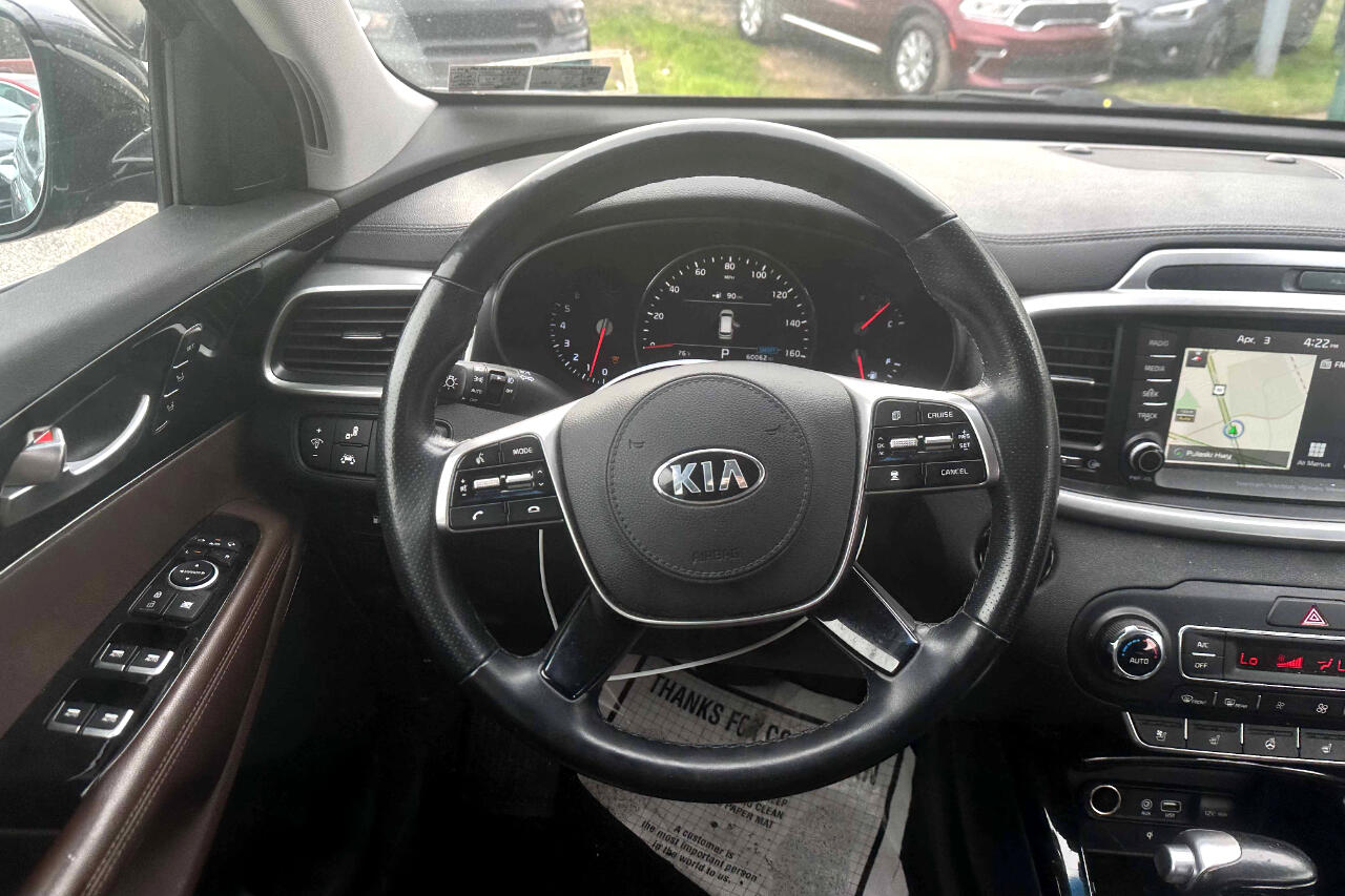 Vehicle image 14 of 24