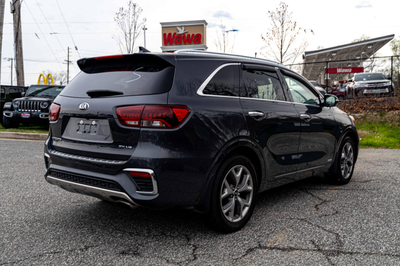 Vehicle image 5 of 24