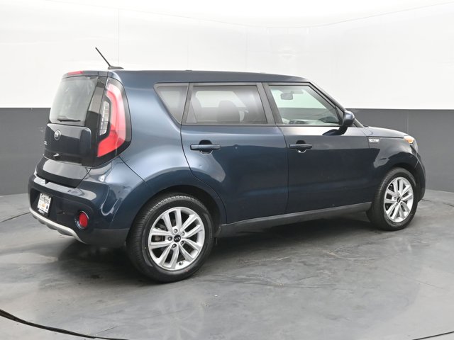 Vehicle image 14 of 34