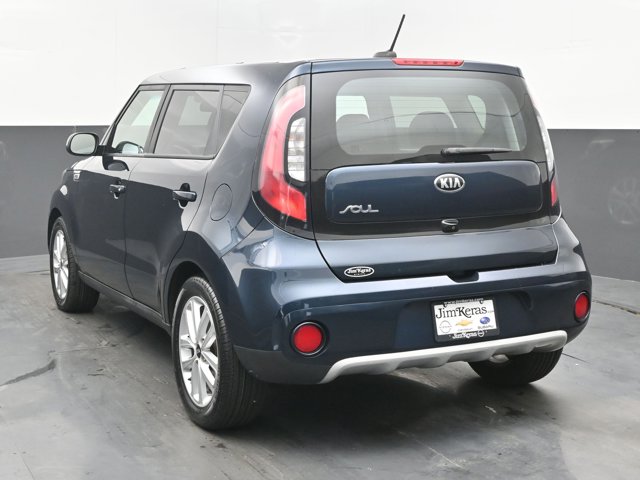 Vehicle image 20 of 34