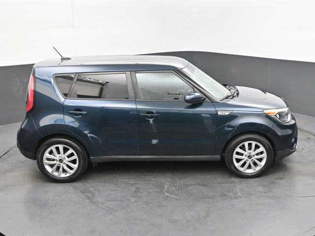 Vehicle image 11 of 34