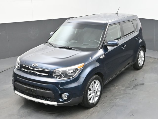 Vehicle image 4 of 34