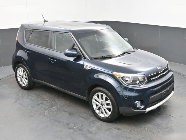 Vehicle image 9 of 34