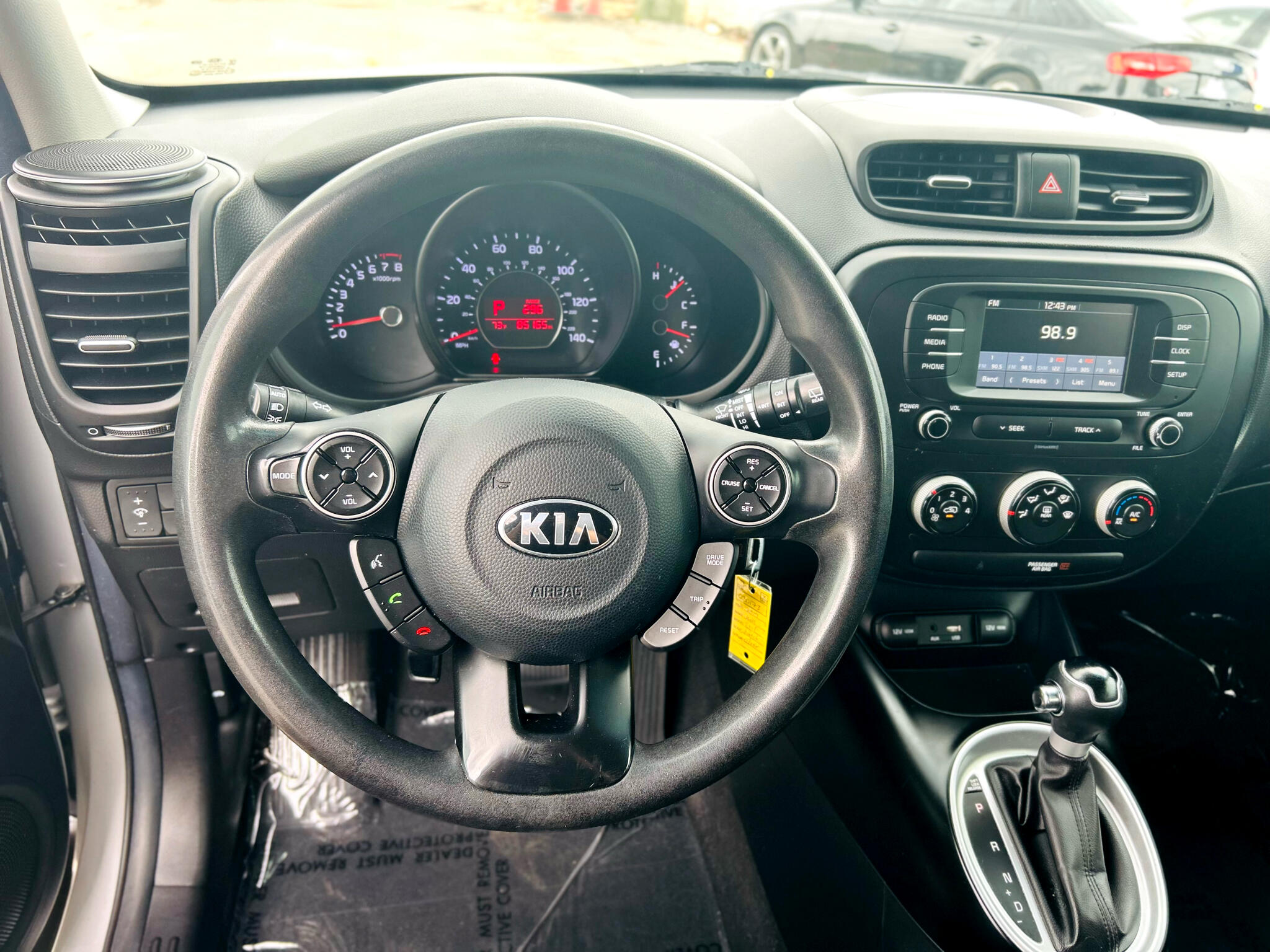 Vehicle image 18 of 36