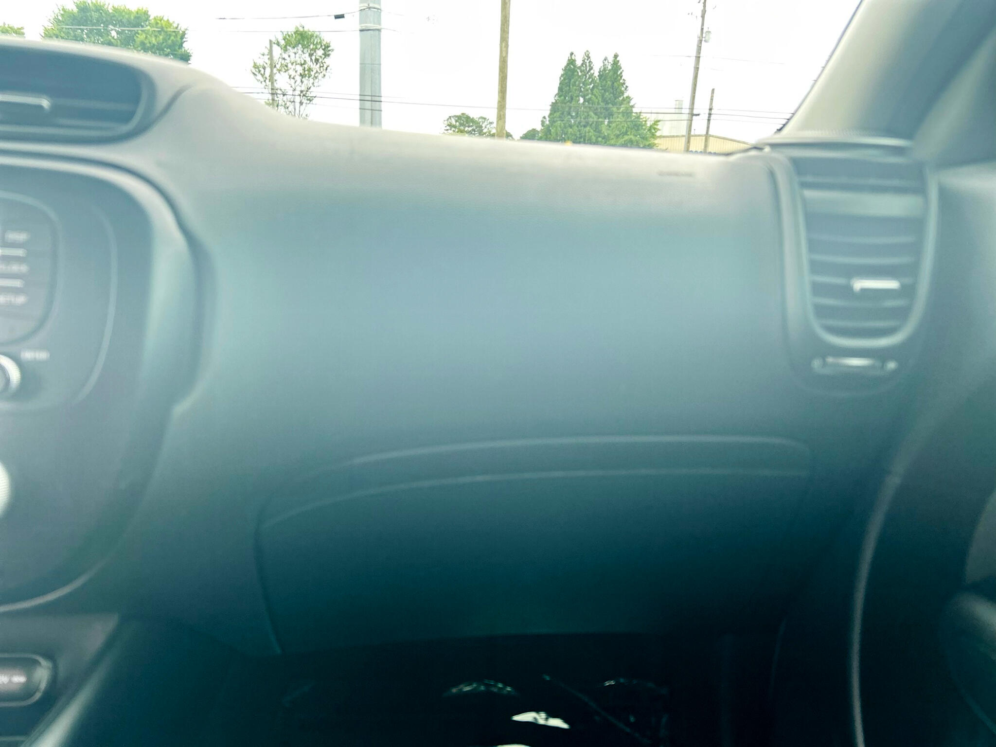 Vehicle image 27 of 36