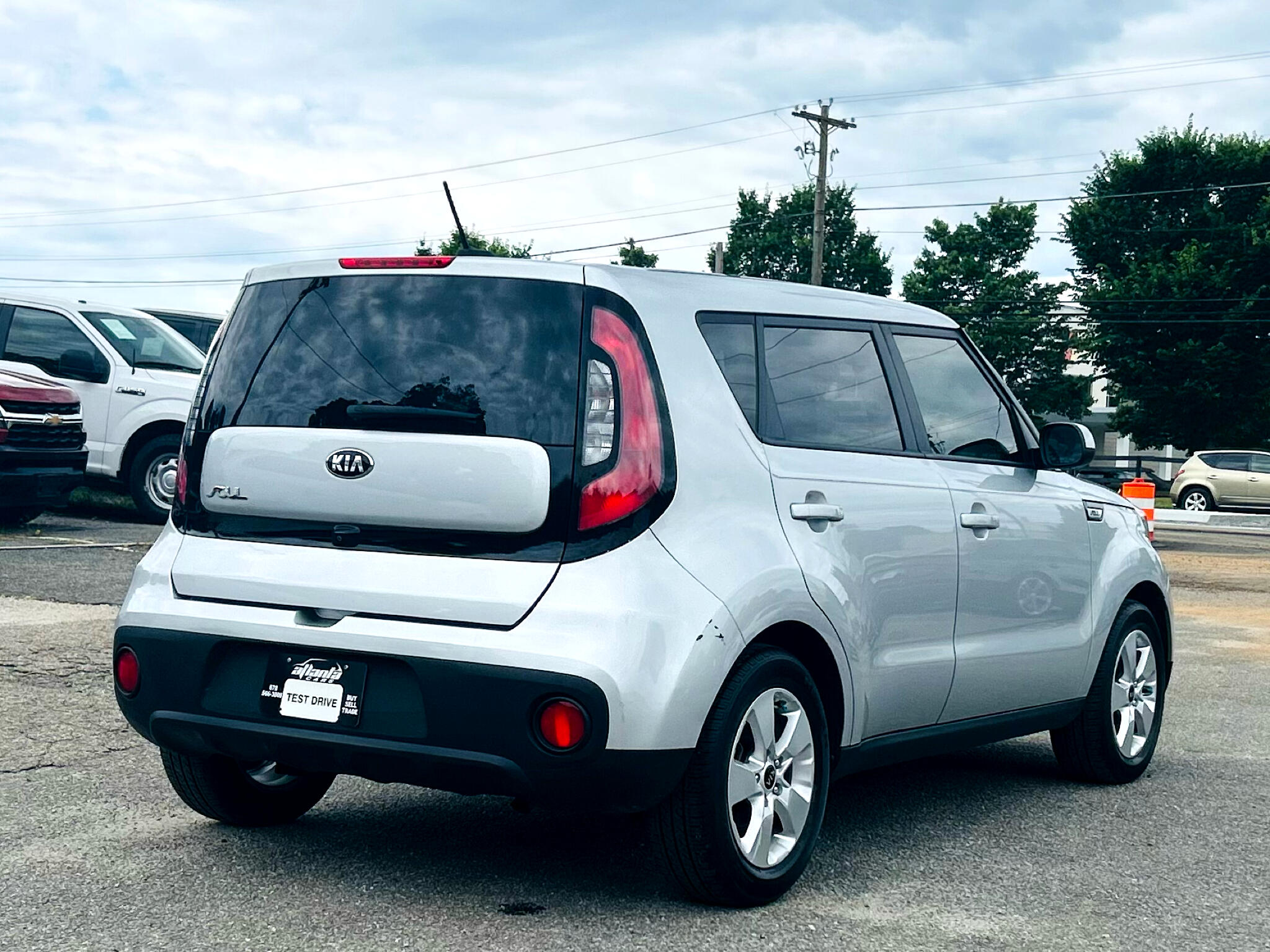 Vehicle image 6 of 36