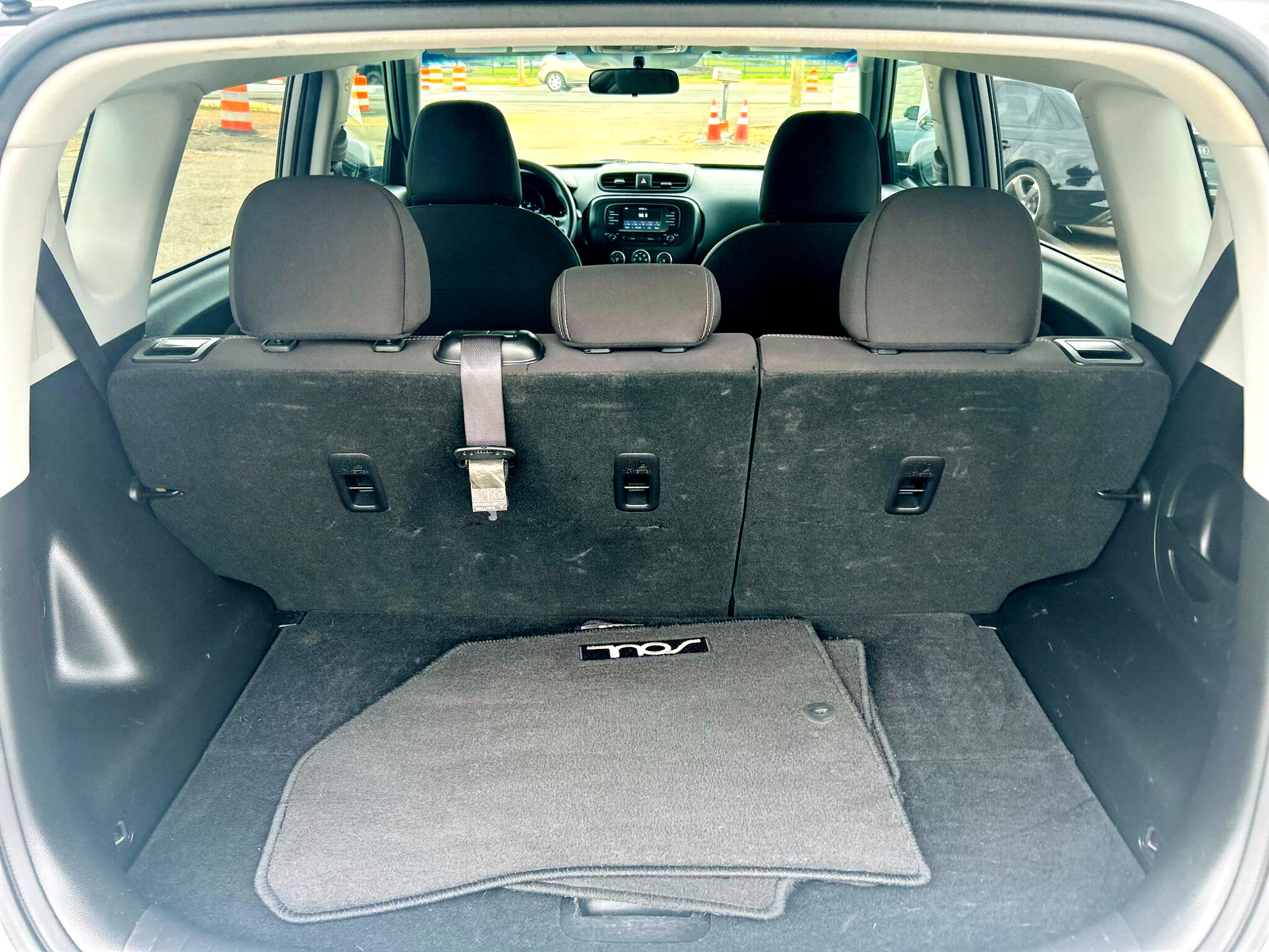Vehicle image 13 of 36