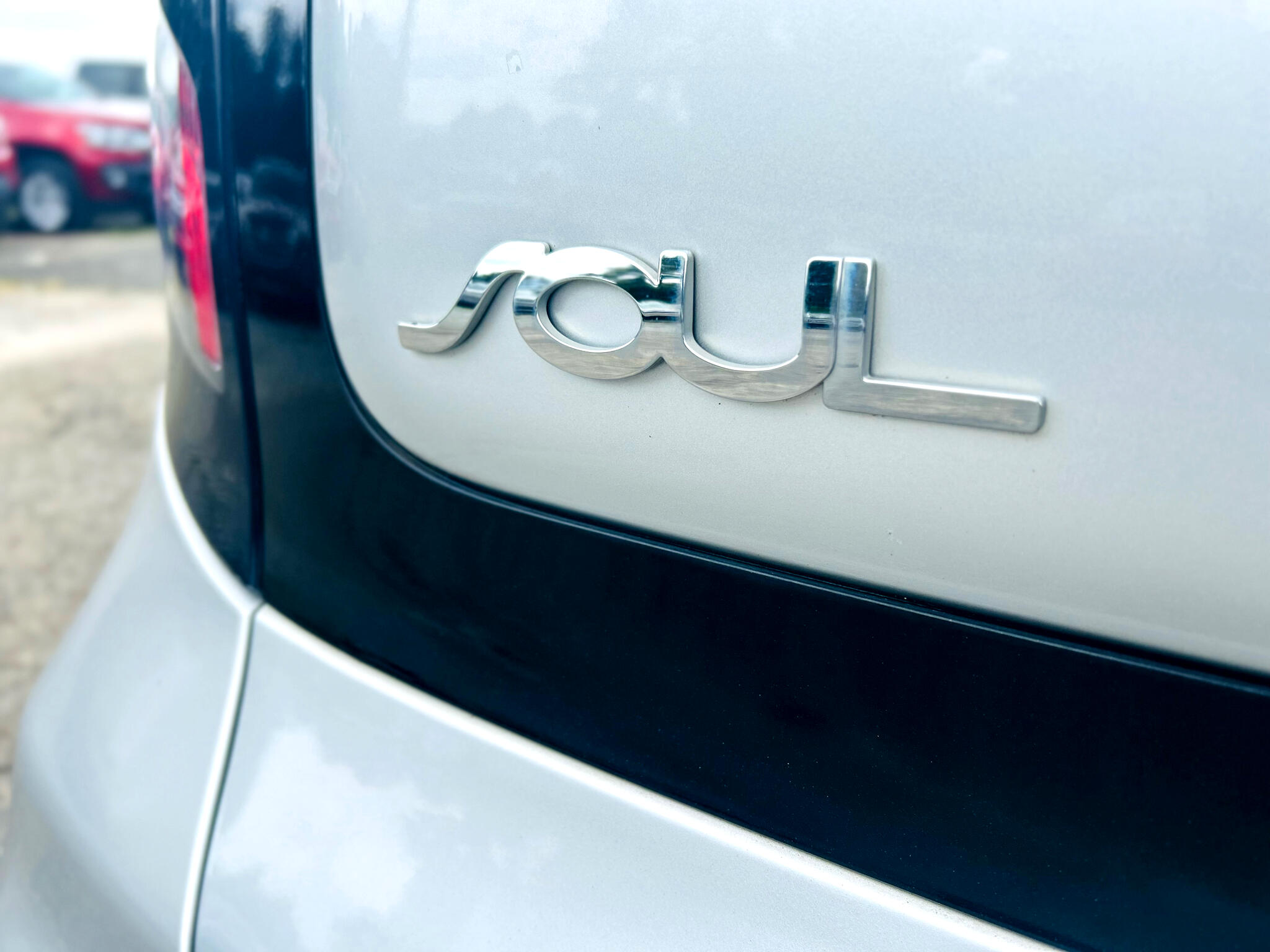 Vehicle image 10 of 36