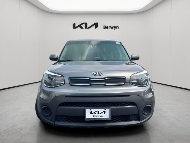 2019 Kia Soul Base Image 2 of 16