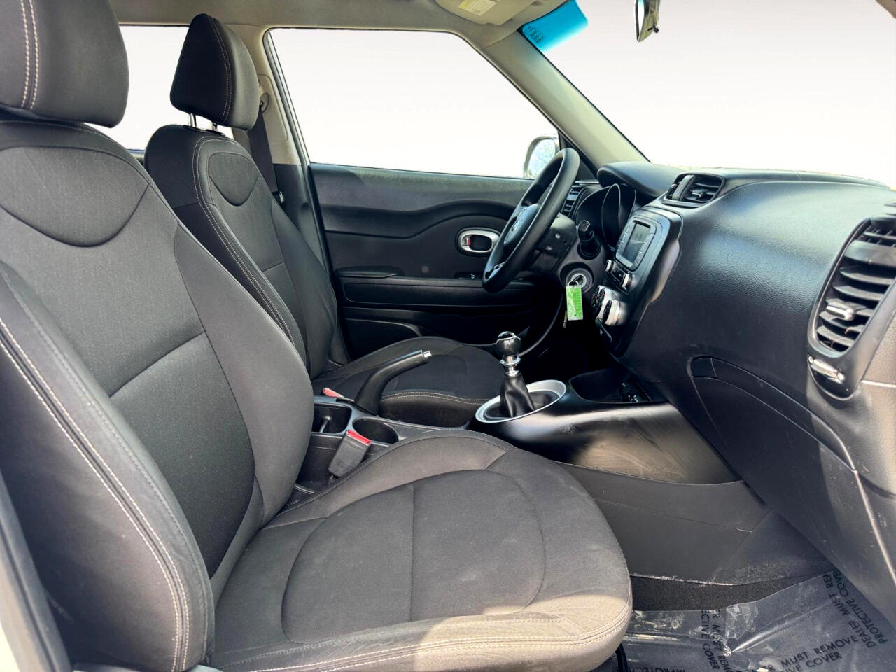Vehicle image 24 of 27