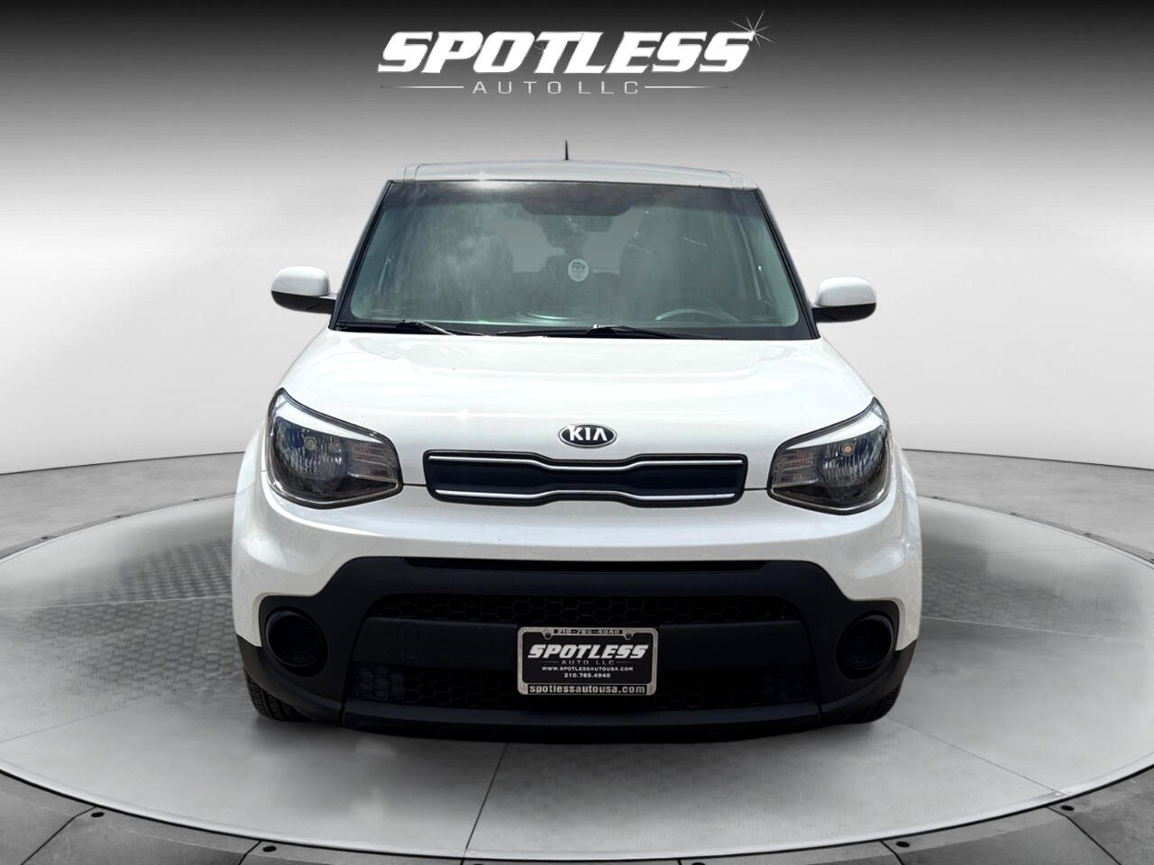 Vehicle image 3 of 27