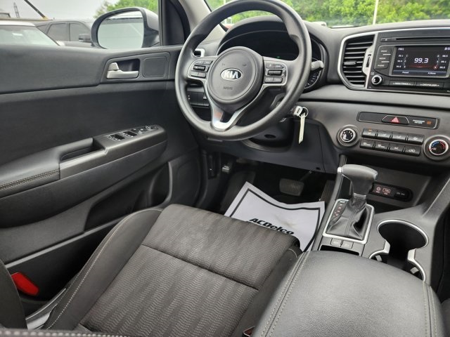 Vehicle image 22 of 35