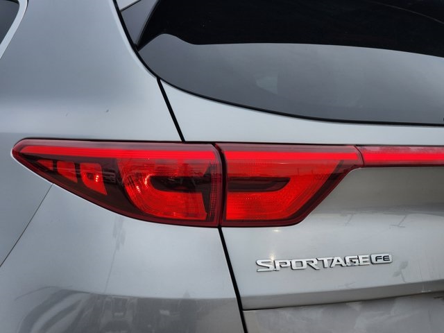 Vehicle image 19 of 35