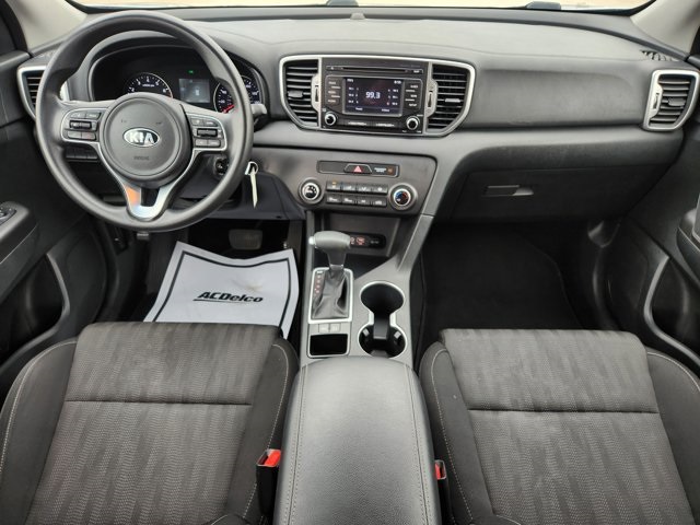 Vehicle image 17 of 35