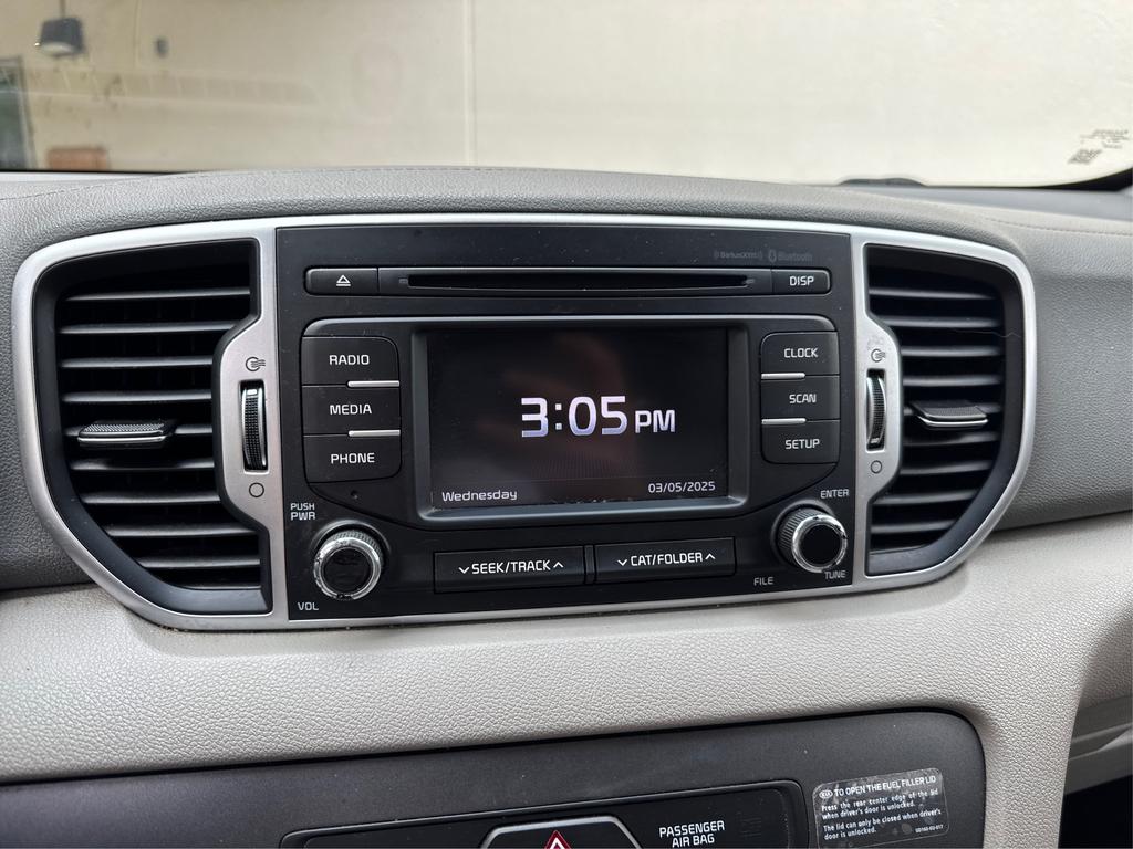 Vehicle image 13 of 23