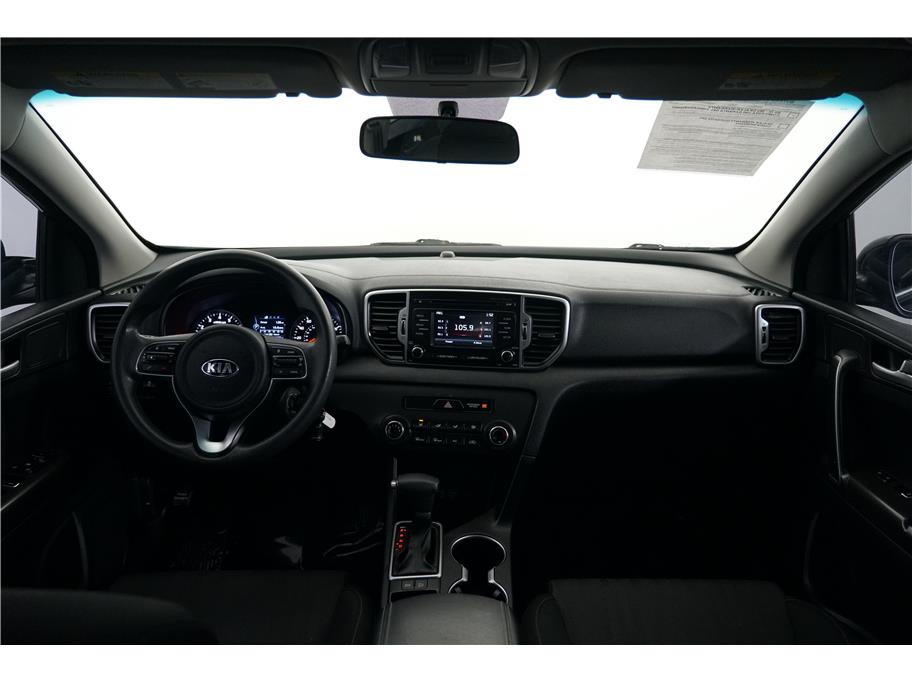 Vehicle image 22 of 27