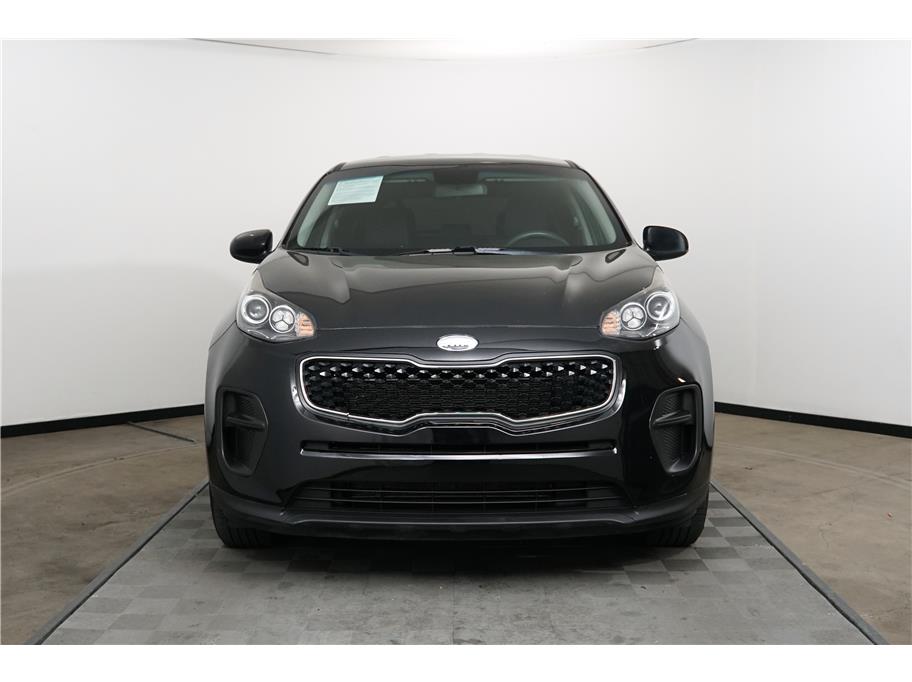 Vehicle image 4 of 27