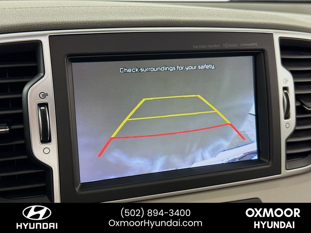 Vehicle image 10 of 34