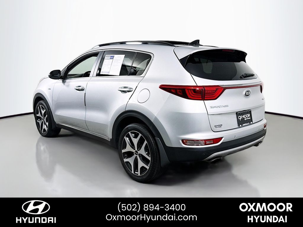 Vehicle image 7 of 34
