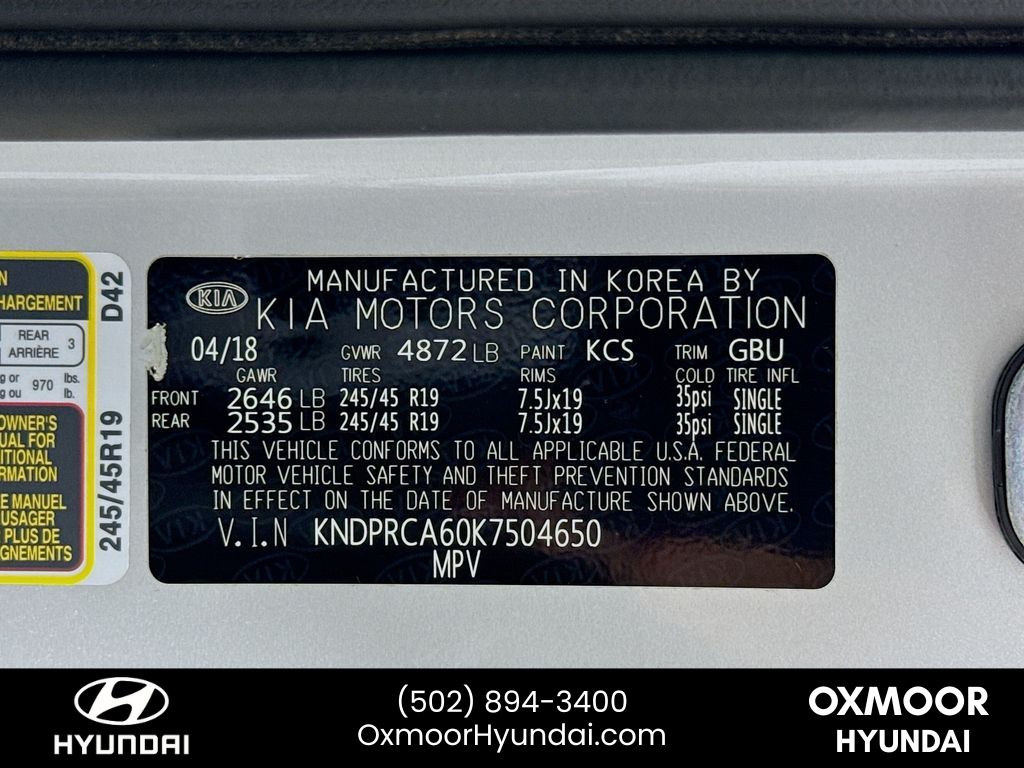 Vehicle image 33 of 34