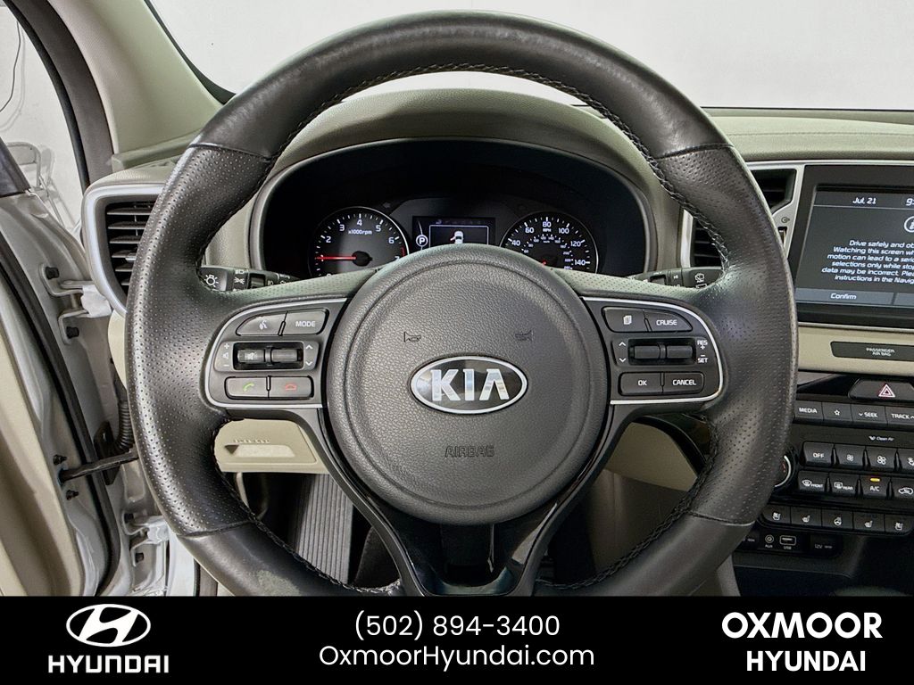 Vehicle image 28 of 34