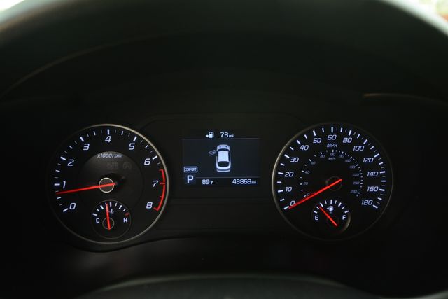 Vehicle image 20 of 40