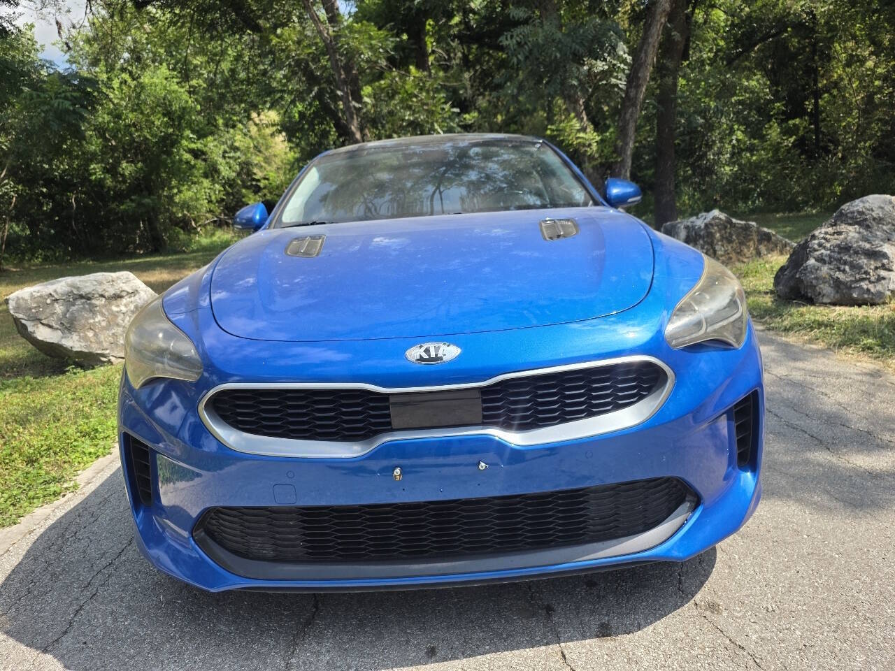 2019 Kia Stinger Premium Image 3 of 35