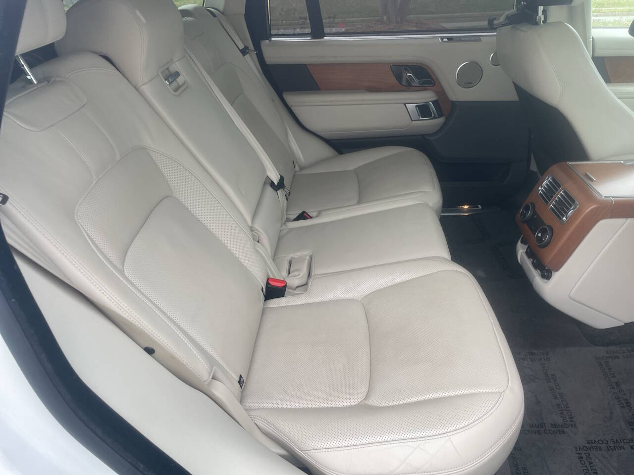 Vehicle image 29 of 61