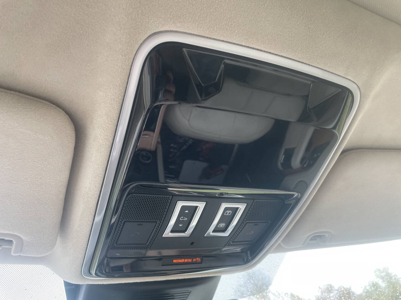 Vehicle image 50 of 61
