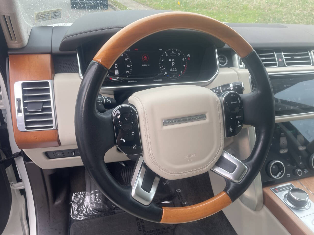 Vehicle image 41 of 61