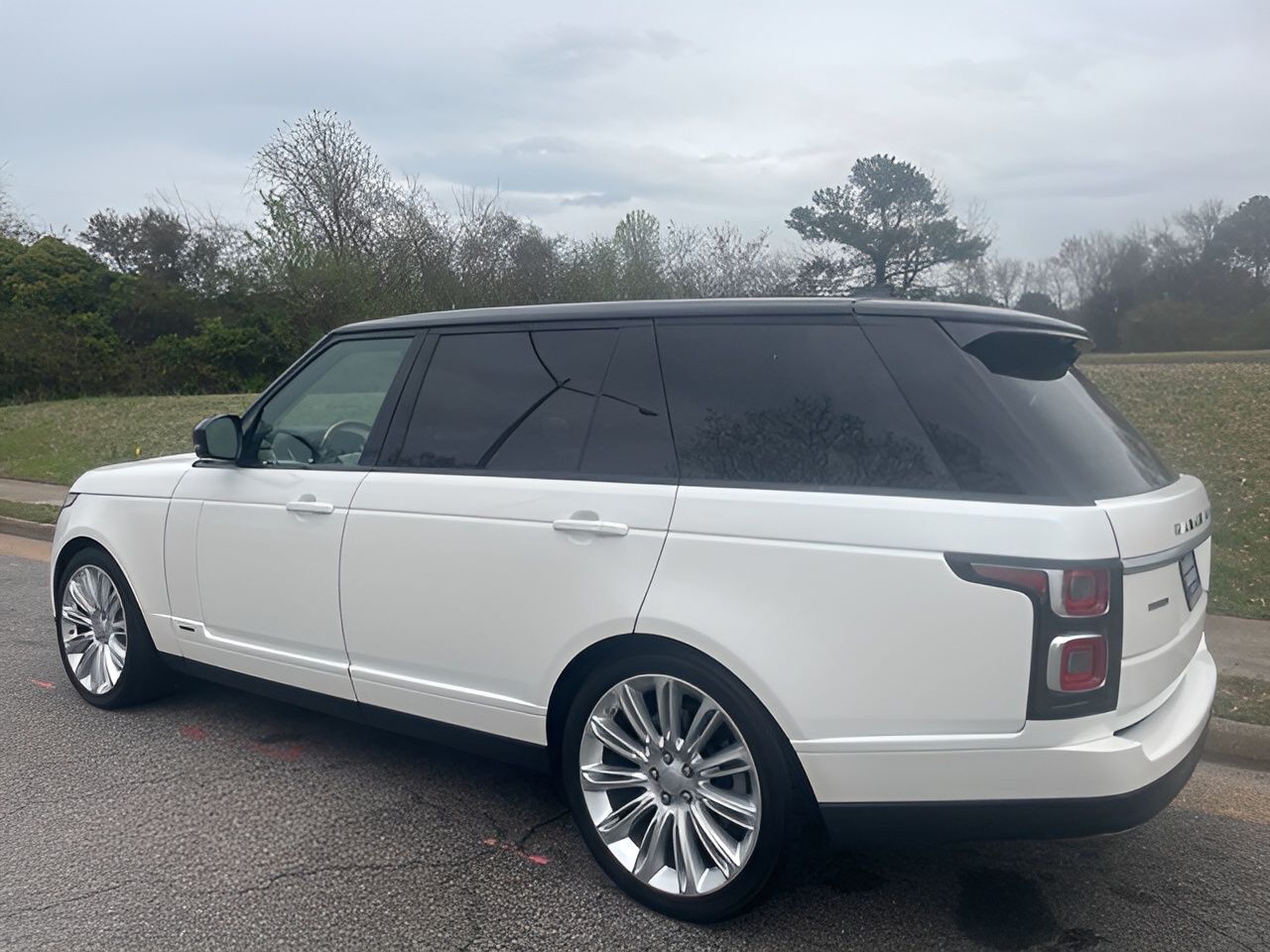 Vehicle image 59 of 61