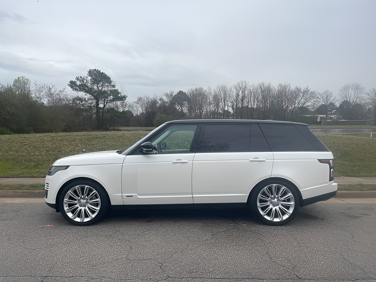 Vehicle image 60 of 61