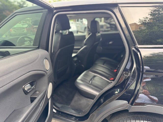 2019 Land Rover Range Rover Evoque SE Premium Image 14 of 17