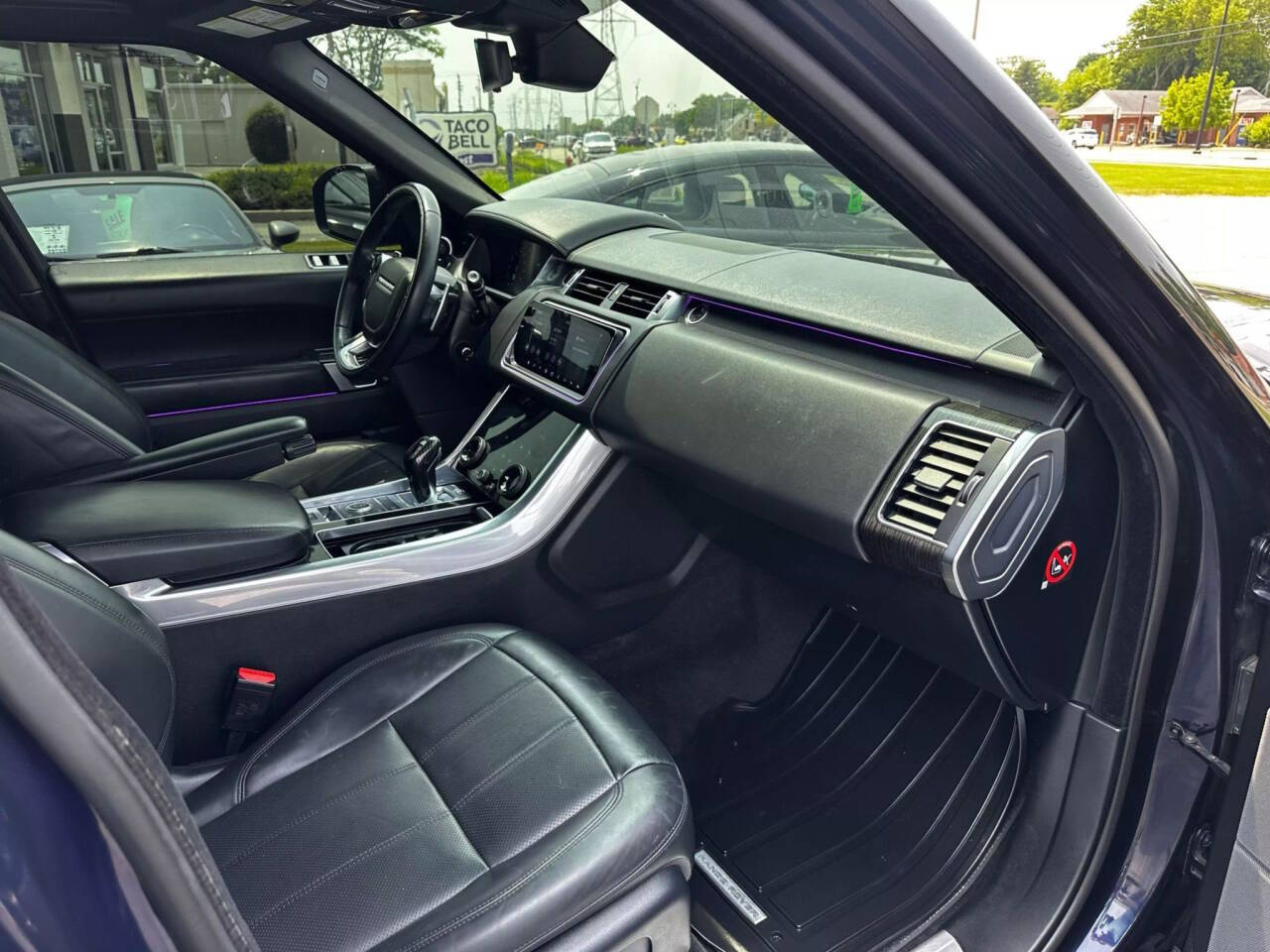 Vehicle image 15 of 18