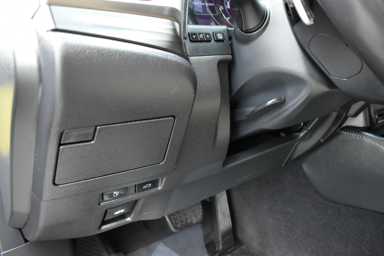 2019 Lexus ES Image 47 of 48