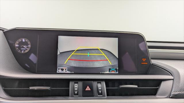 2019 Lexus ES 350 F Sport Image 23 of 35