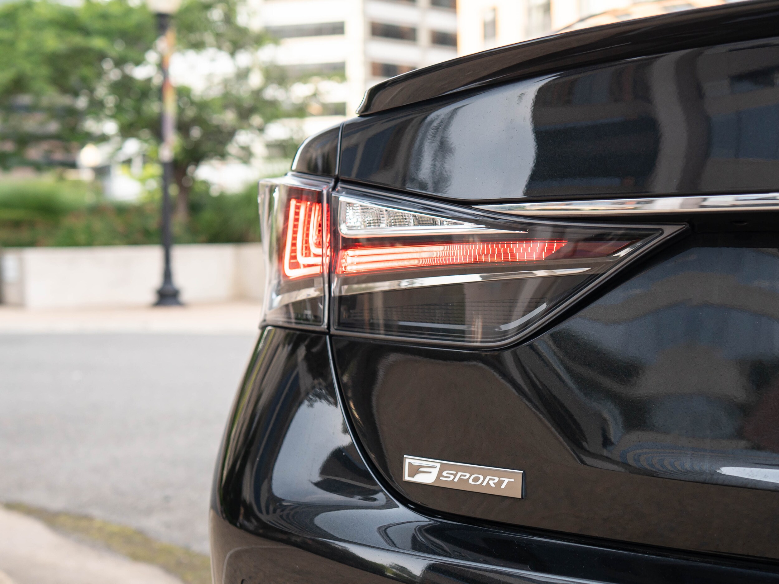Vehicle image 49 of 60