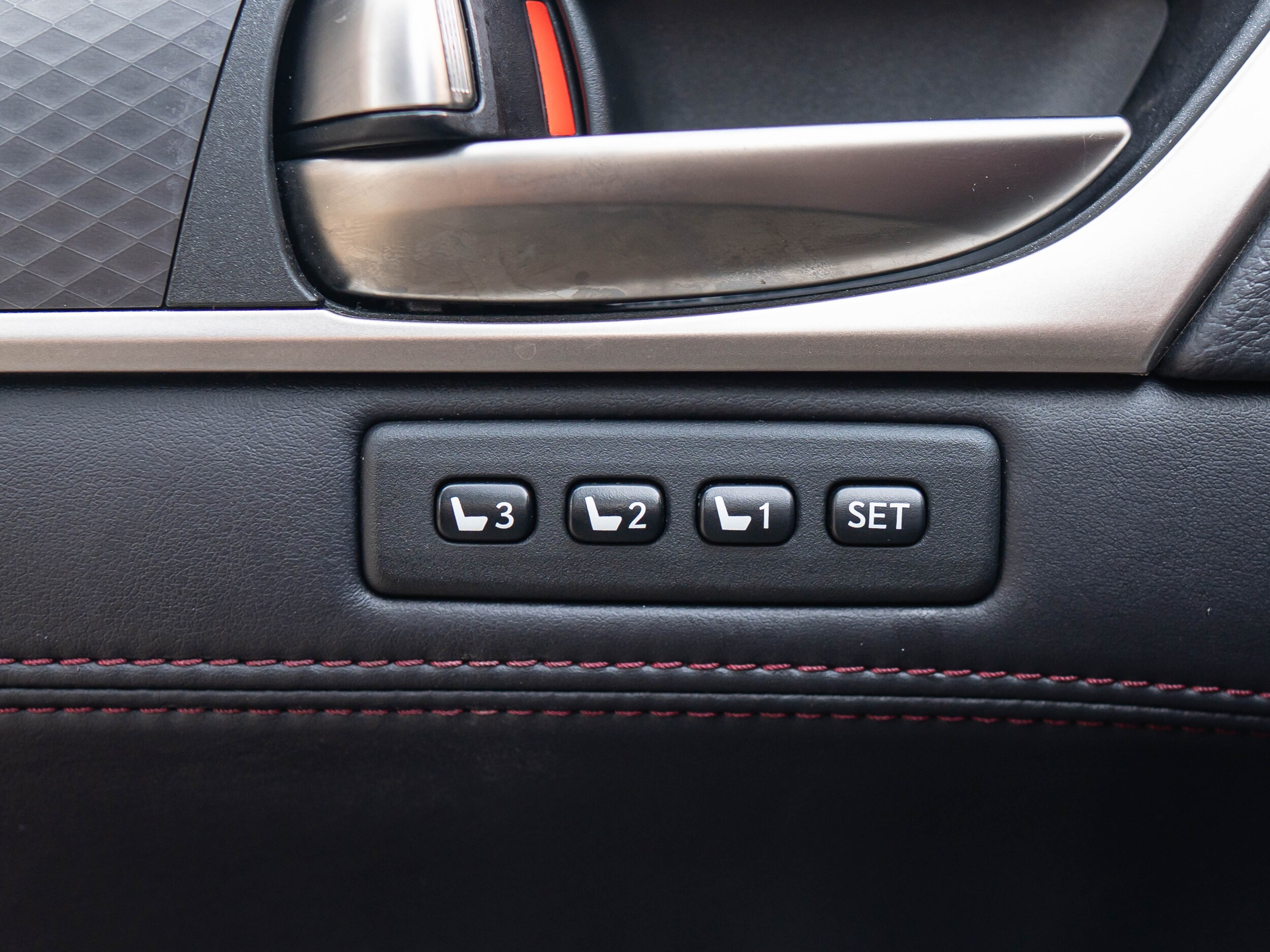 Vehicle image 44 of 60