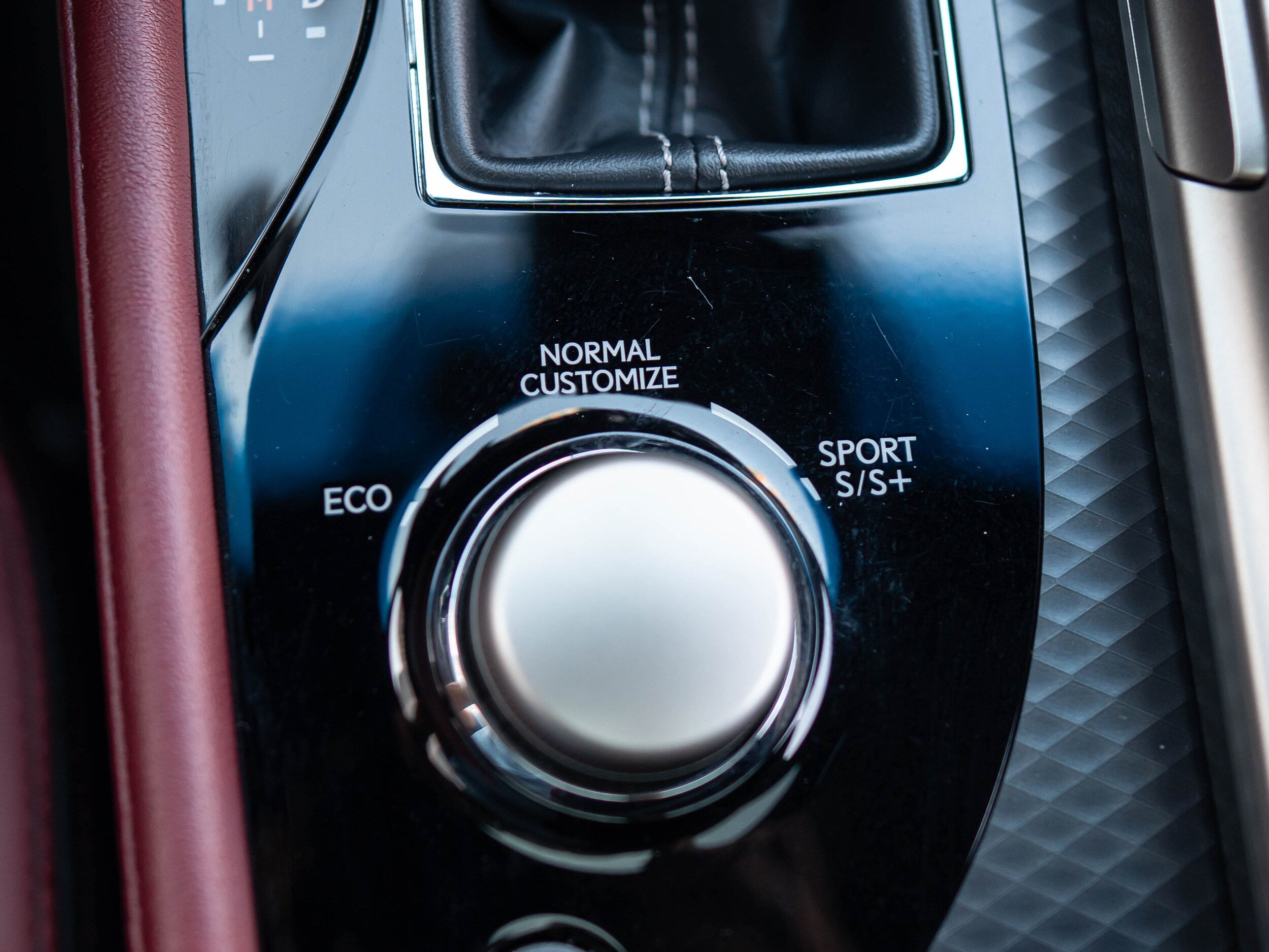 Vehicle image 38 of 60