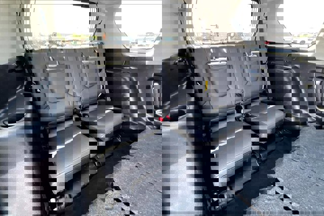 2019 Lexus GX Image 27 of 32