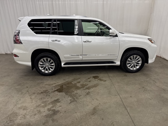2019 Lexus GX 460 Premium Image 5 of 37