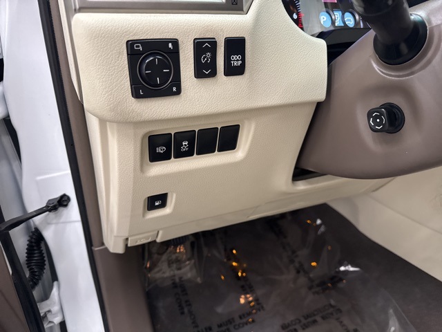2019 Lexus GX 460 Premium Image 36 of 37