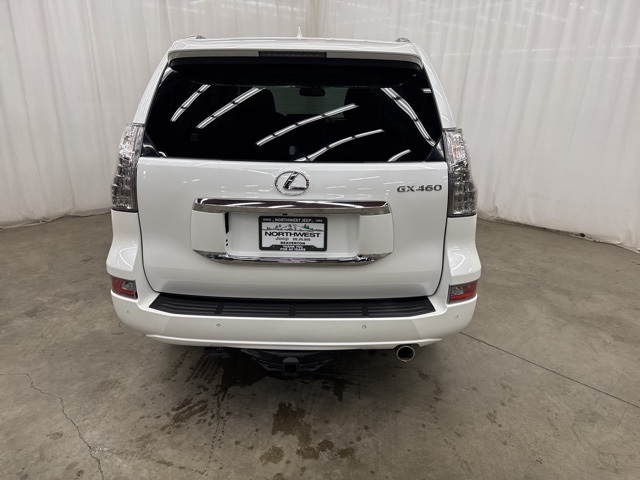 2019 Lexus GX 460 Premium Image 7 of 37
