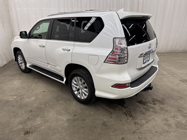 2019 Lexus GX 460 Premium Image 8 of 37