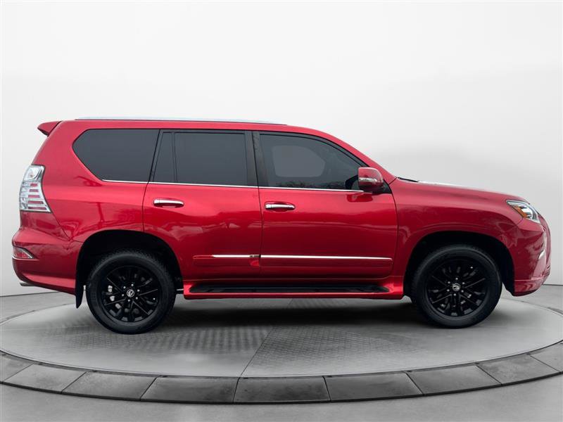 Vehicle image 4 of 16