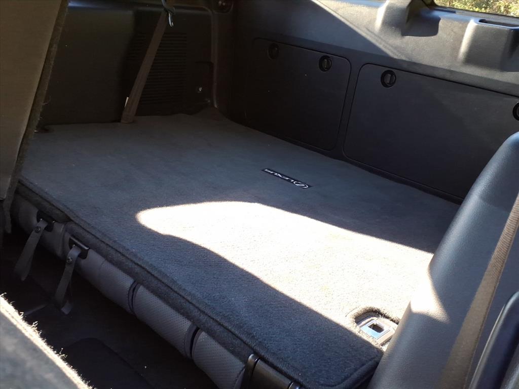 2019 Lexus GX Image 9 of 30