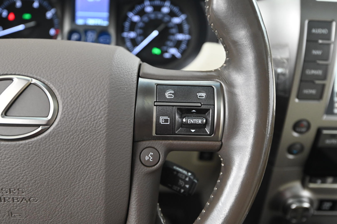 2019 Lexus GX Image 40 of 45