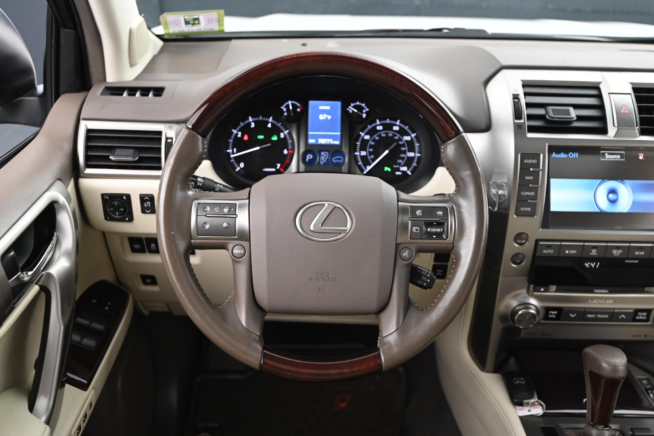 2019 Lexus GX Image 37 of 45