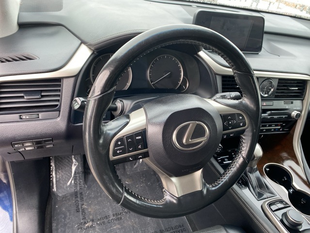 Vehicle image 12 of 33