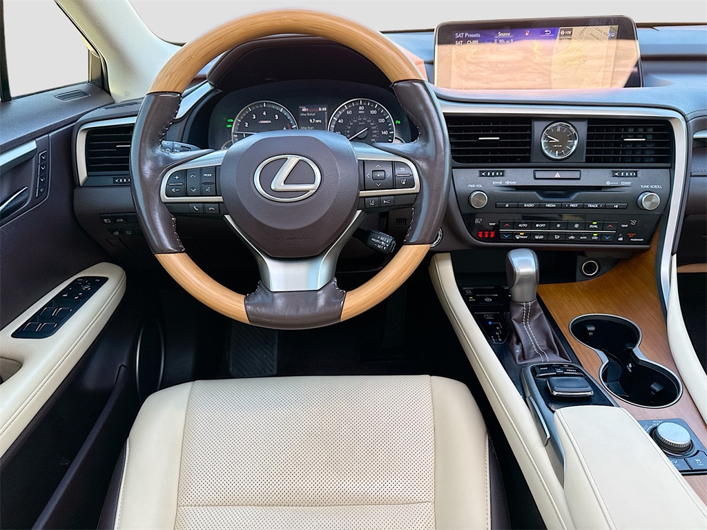 Vehicle image 24 of 34